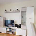 Appartementhaus Binzer Sterne 24 *