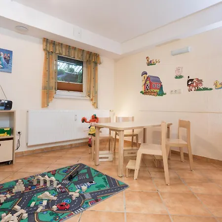 Апартаменты Appartementhaus Binzer Sterne 24