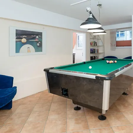 Appartementhaus Binzer Sterne 24 Остзебад Бинц