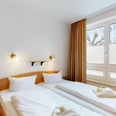 Appartementhaus Binzer Sterne 24 アパート *